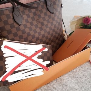 Louis Vuitton Neverfull MM Rose Ballerine